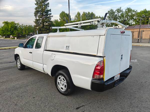 2015 Toyota Tacoma PreRunner — photo 4