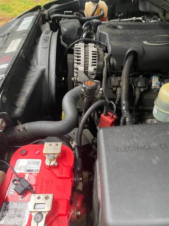 2002 Chevrolet Avalanche 2500 Base 4x2 Automatic — photo 7