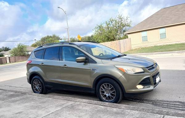 2013 Ford Escape SE 4dr 4x4 Automatic — photo 3