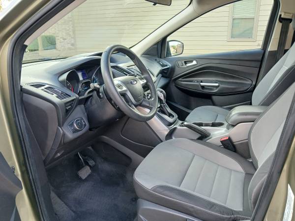 2013 Ford Escape SE 4dr 4x4 Automatic — photo 6