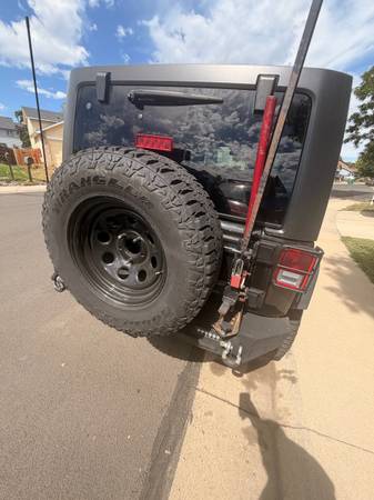 2016 Jeep Wrangler Sport 2dr 4x4 Manual — photo 7