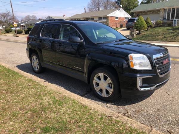 2017 GMC Terrain SLE-1 All-wheel Drive Automatic — photo 4