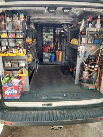 2017 Ford T250 Van — photo 4