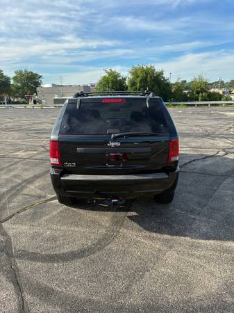 2008 Jeep Grand Cherokee Laredo 4dr 4x2 Automatic — photo 2