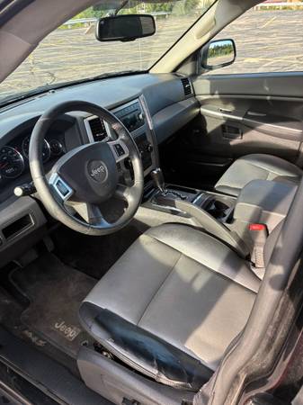 2008 Jeep Grand Cherokee Laredo 4dr 4x2 Automatic — photo 5