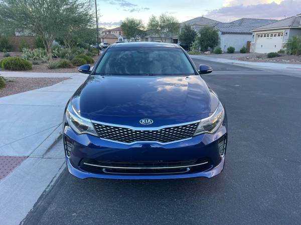 2018 KIA Optima SX Turbo 4dr Sedan Automatic — photo 4