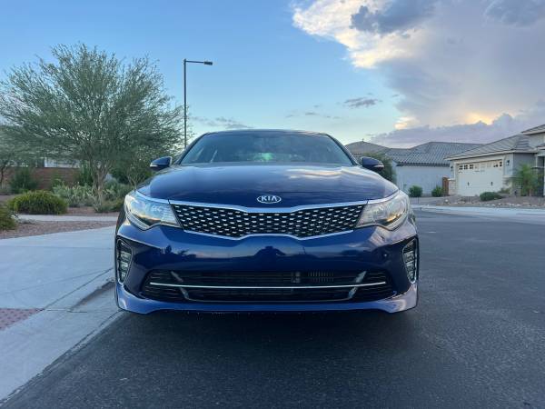 2018 KIA Optima SX Turbo 4dr Sedan Automatic — photo 3