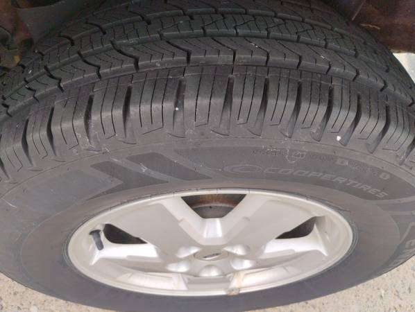 2011 Ford Escape XLT 4dr Front-wheel Drive Automatic — photo 12