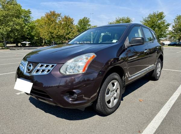 2013 Nissan Rogue S — photo 2