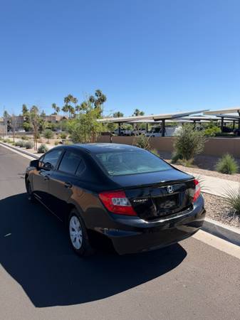 2012 Honda Civic DX 2dr Coupe Manual — photo 4