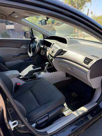 2012 Honda Civic DX 2dr Coupe Manual — photo 6