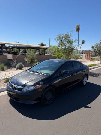2012 Honda Civic DX 2dr Coupe Manual — photo 2