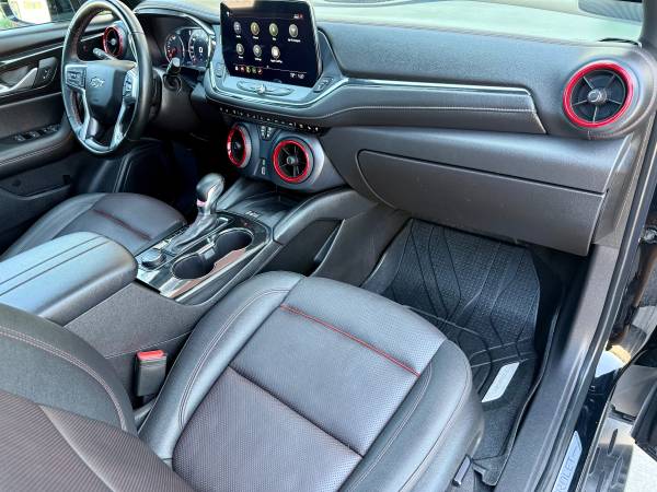 2024 Chevrolet Blazer RS Front Wheel Drive — photo 3