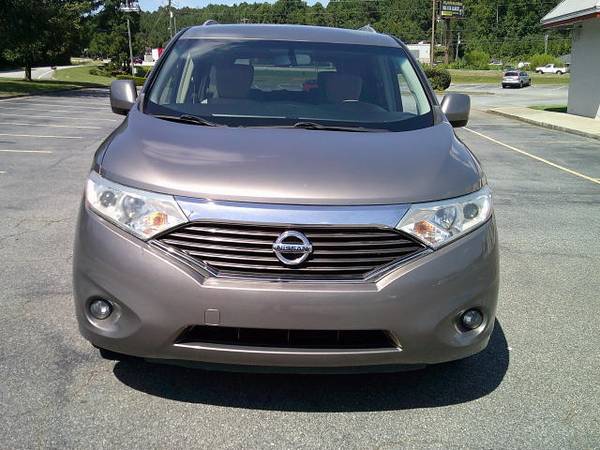 2016 Nissan Quest SV — photo 2