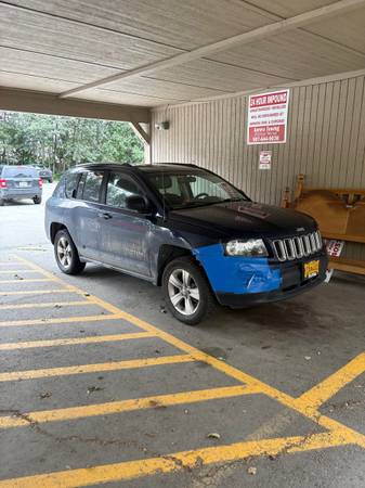 2016 Jeep Compass Sport 4dr 4x4 CVT — photo 2