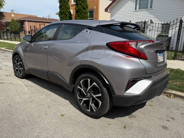 2018 Toyota C-HR XLE — photo 2
