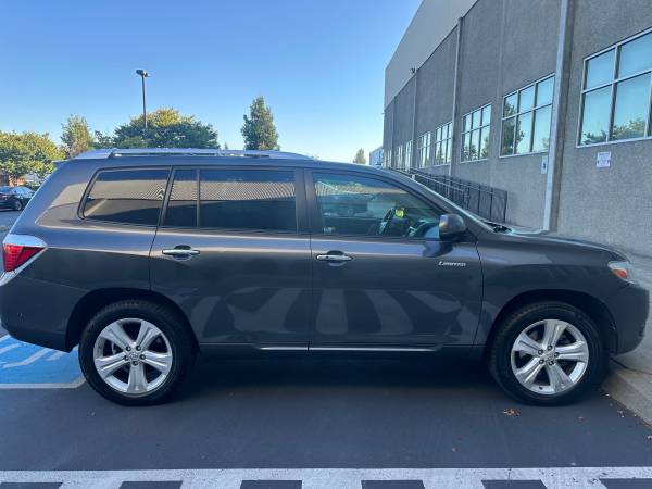 2010 Toyota Highlander Base — photo 6
