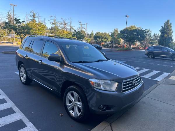 2010 Toyota Highlander Base — photo 7