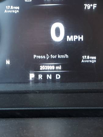 2015 RAM 1500 Express 4x4 Quad Cab 140 in. WB Automatic — photo 10