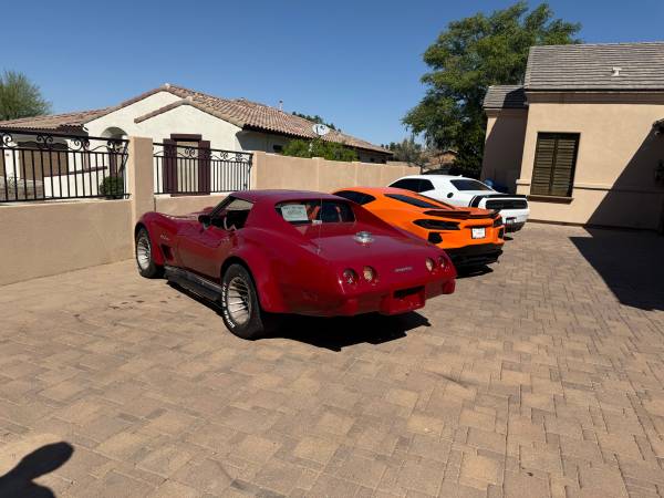 1976 Chevrolet Corvette Stingray — photo 10