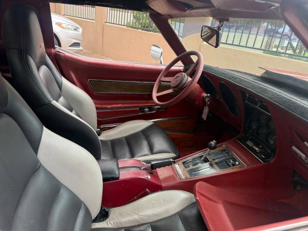 1976 Chevrolet Corvette Stingray — photo 5