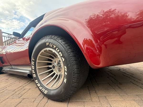 1976 Chevrolet Corvette Stingray — photo 2