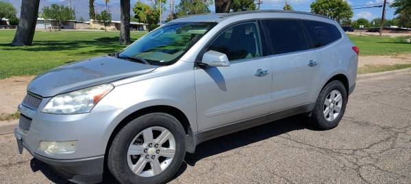 2011 Chevrolet Traverse LS All-wheel Drive Automatic — photo 1