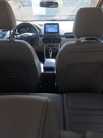 2018 Ford Ecosport SES — photo 10