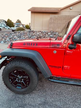 2017 Jeep Wrangler Sport 2dr 4x4 Manual — photo 2