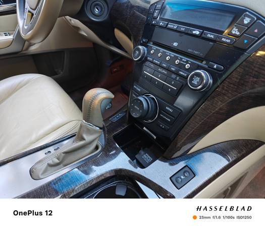 2010 Acura MDX 3.7L 4dr All-wheel Drive Automatic — photo 10