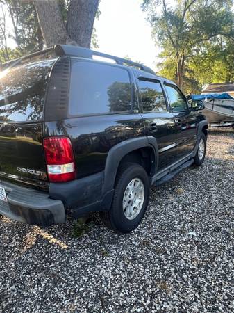 2003 Chevrolet Tahoe Z71 4x4 Automatic — photo 4