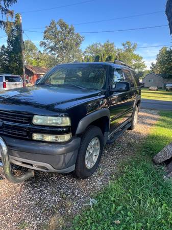 2003 Chevrolet Tahoe Z71 4x4 Automatic — photo 2