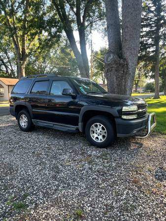 2003 Chevrolet Tahoe Z71 4x4 Automatic — photo 1