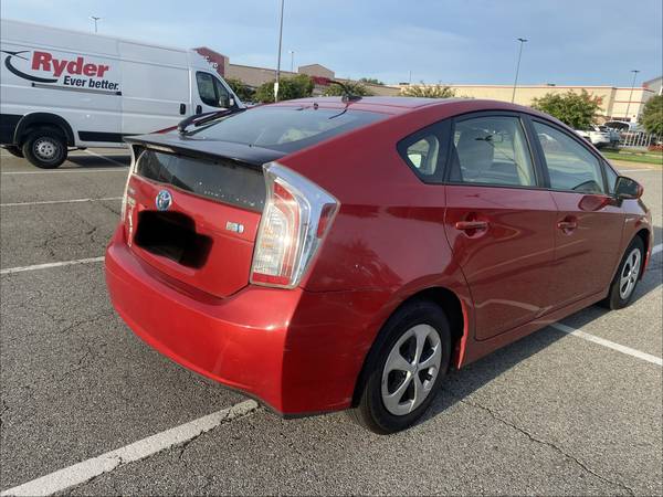 2013 Toyota Prius Three SE — photo 6