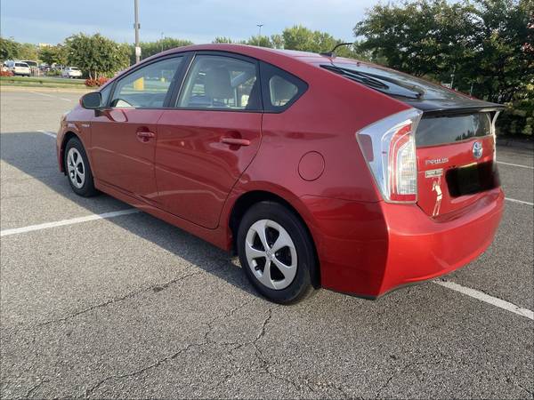 2013 Toyota Prius Three SE — photo 4