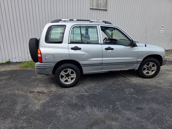 2002 Chevrolet Tracker ZR2 2dr 4x4 Manual — photo 6