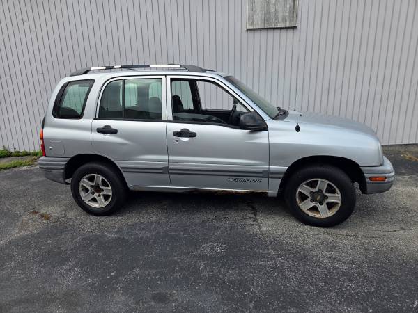 2002 Chevrolet Tracker ZR2 2dr 4x4 Manual — photo 5