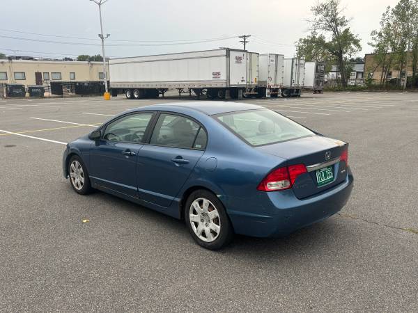2009 Honda Civic EX-L 4dr Sedan Automatic — photo 7