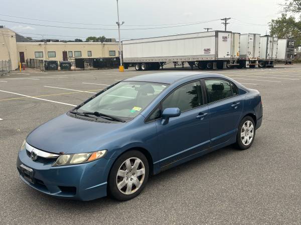 2009 Honda Civic EX-L 4dr Sedan Automatic — photo 2