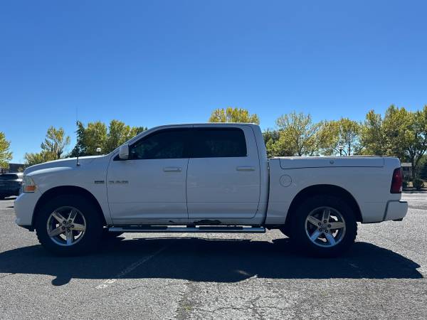 2010 RAM Slt Sport — photo 11