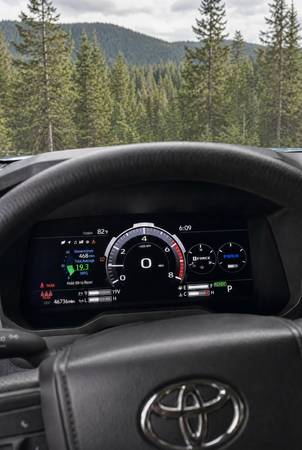 2023 Toyota Tundra Hybrid 1794 Edition — photo 2