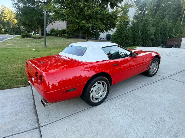 1995 Chevrolet Corvette ZR1 2dr Hatchback — photo 6