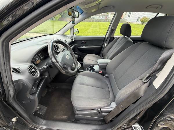 2008 KIA Rondo LX Base 4dr Wagon Automatic — photo 10