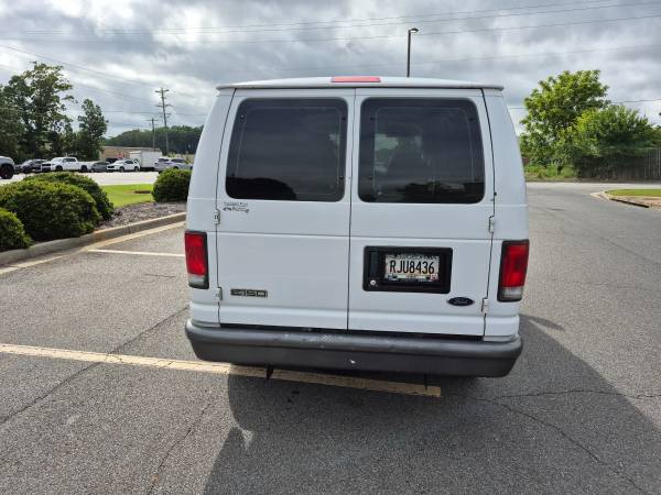 2007 Ford E-350 Super Duty Commercial — photo 1