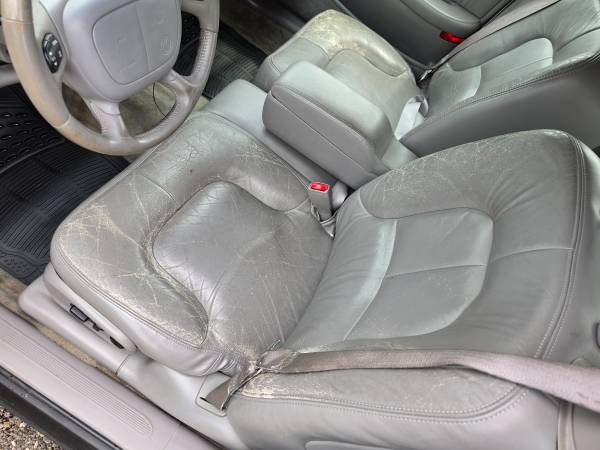 2000 Buick Park Avenue Base 4dr Sedan Automatic — photo 6