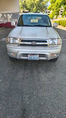 2000 Toyota 4runner Limited V6 4dr 4x4 Automatic — photo 3