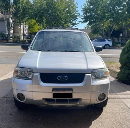 2006 Ford Escape Limited 4dr 4x4 Automatic — photo 3