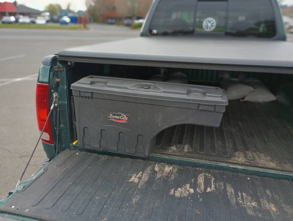 1999 Ford F 150 XL 4x4 Super Cab Styleside 157.4 in. WB Manual — photo 5
