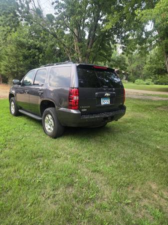 2011 Chevrolet Tahoe LS 4x2 Automatic — photo 5