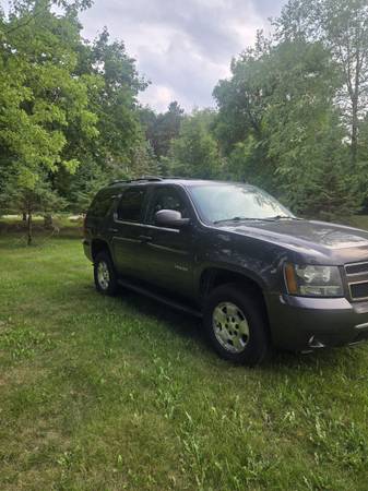 2011 Chevrolet Tahoe LS 4x2 Automatic — photo 4